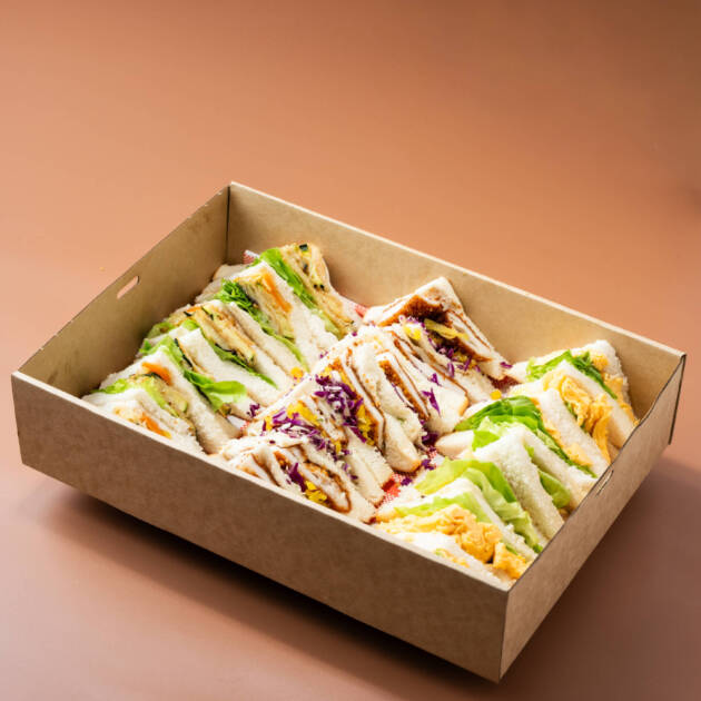 Japanese Sando Box, 24 Pieces