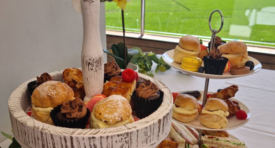 Sydney's premier choice for a perfect catering experience infused with elegancy, especially for milestone 21st and 30th birthday celebrations